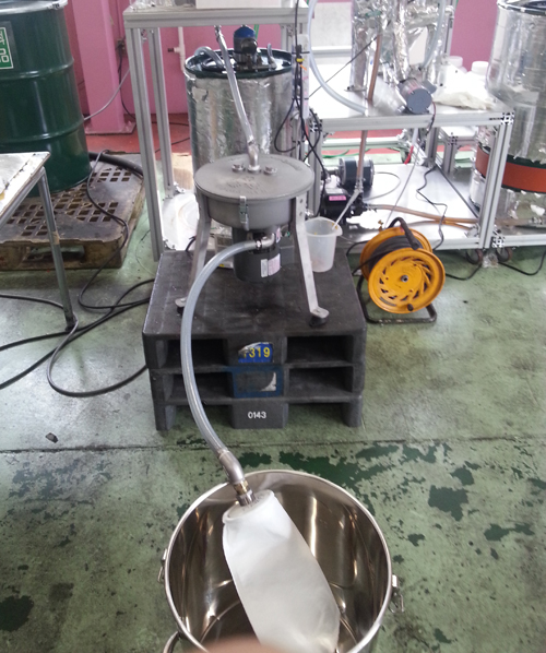 centrifugingbiodieselwithmagnesol